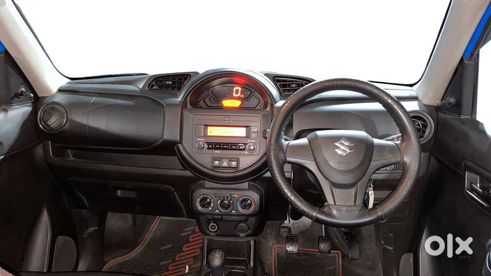 Maruti Suzuki S-presso Vxi, 2022, Petrol