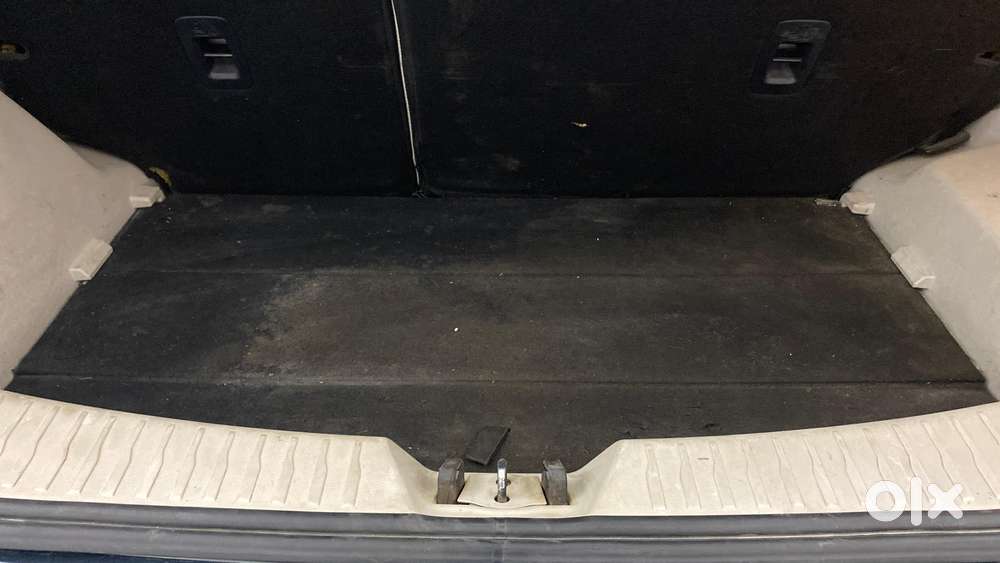 Mahindra Xuv300 W8 Option, 2020, Petrol