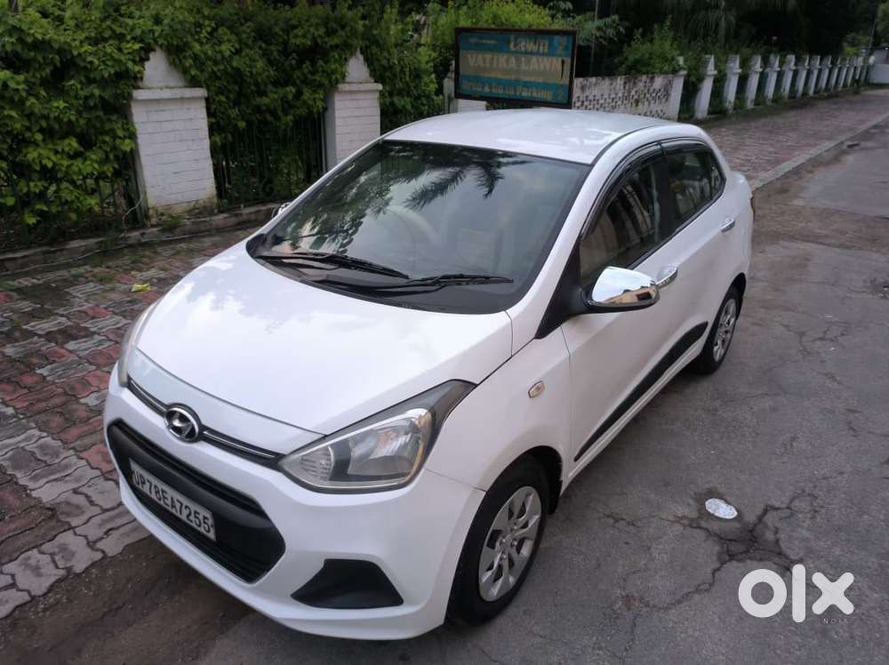 Hyundai Xcent 1.2l Kappa Dual Vtvt 5-speed Manual Base, 2015, Petrol