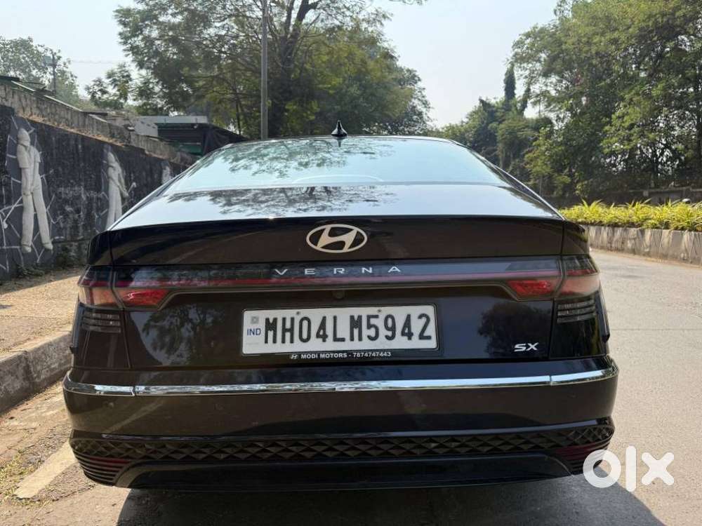 Hyundai Verna 1.5 Sx Petrol Mt, 2023, Petrol