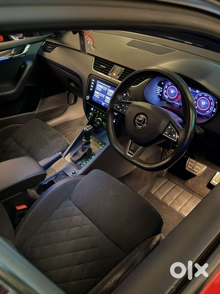 Skoda Octavia 2.0 Rs 245 Tsi, 2020, Petrol
