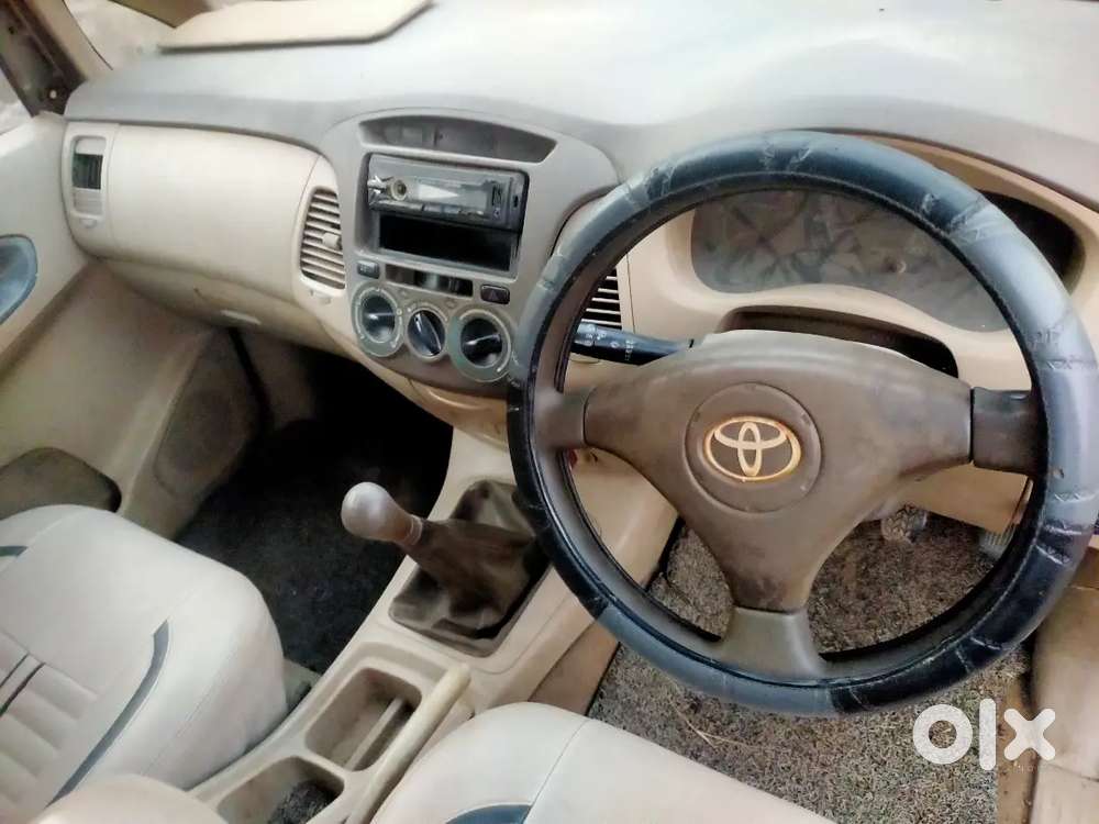 Toyota Innova Crysta 2009 Diesel Well Maintained