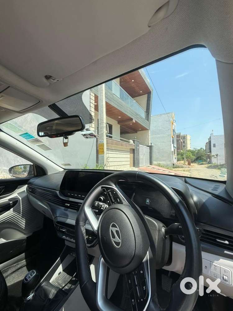 Hyundai I20 2024 Petrol 28000 Km Driven