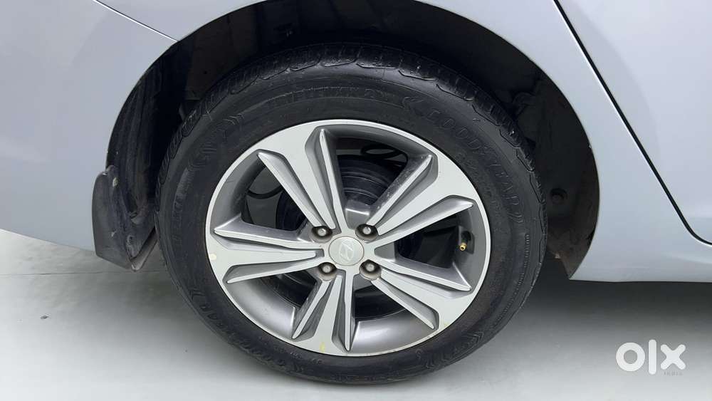 Hyundai Verna Vtvt 1.6 At Sx Plus, 2018, Petrol