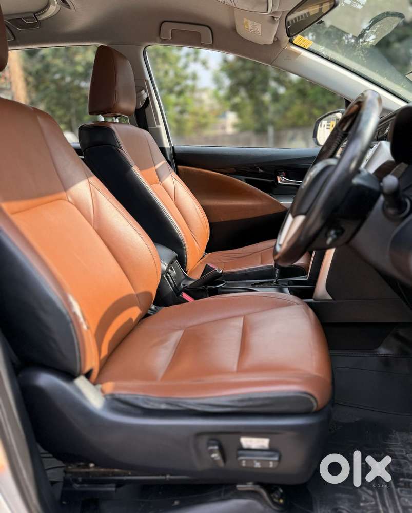 Toyota Innova Crysta 2.8z Automatic, 2018, Diesel