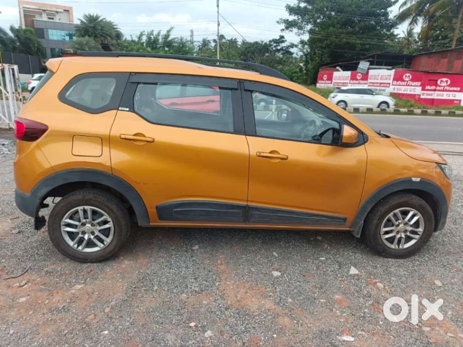 Renault Triber Rxt, 2019, Petrol