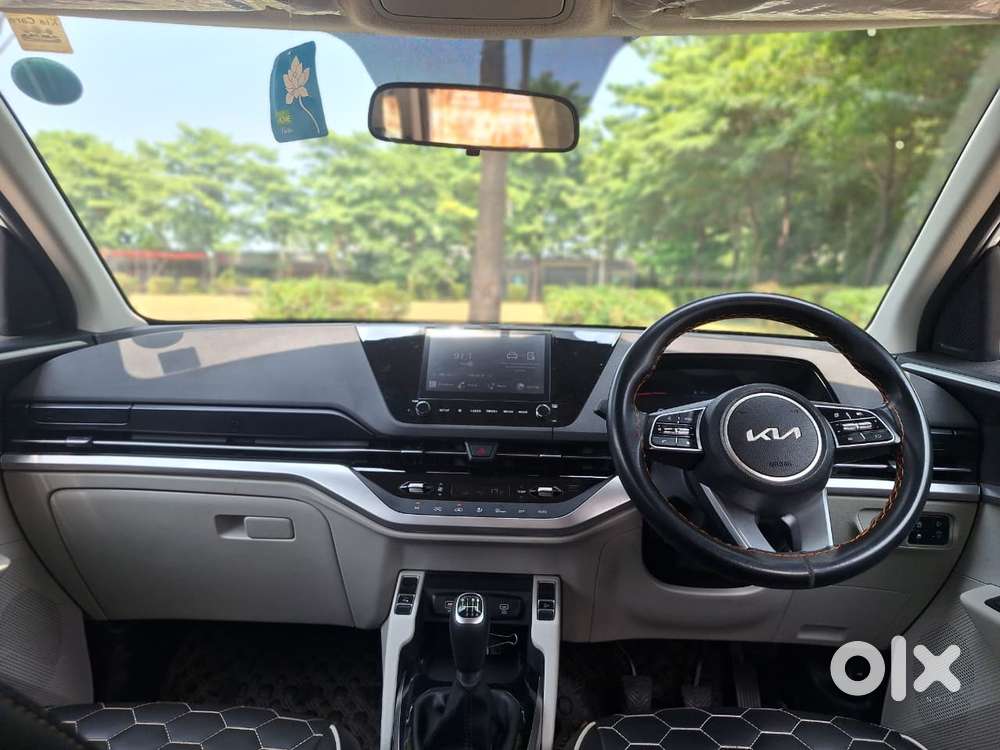 Kia Carens 1.5 Prestige 7 Str, 2024, Petrol