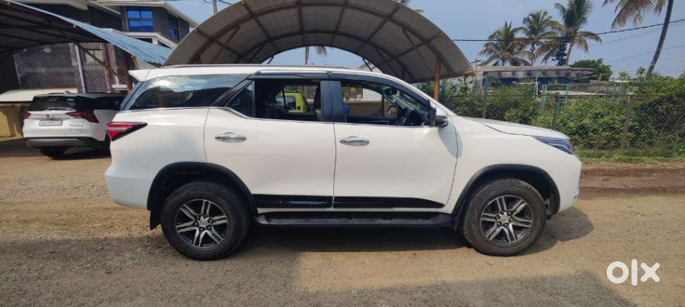Toyota Fortuner 4x2 Mt 2.7 Petrol, 2021, Diesel