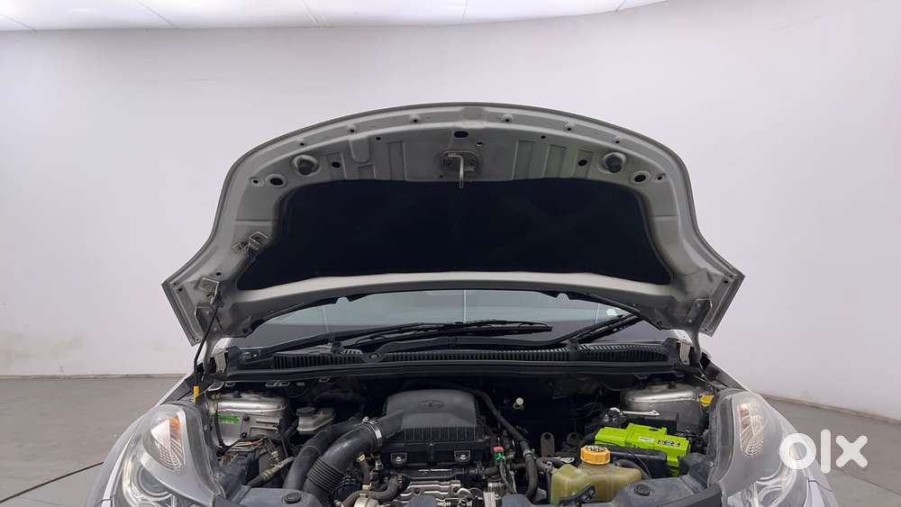 Tata Nexon 1.2 Revotron Xz Plus, 2018, Petrol