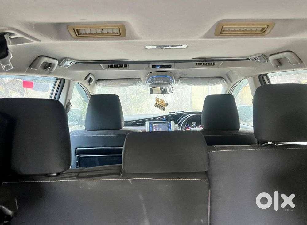 Toyota Innova Crysta