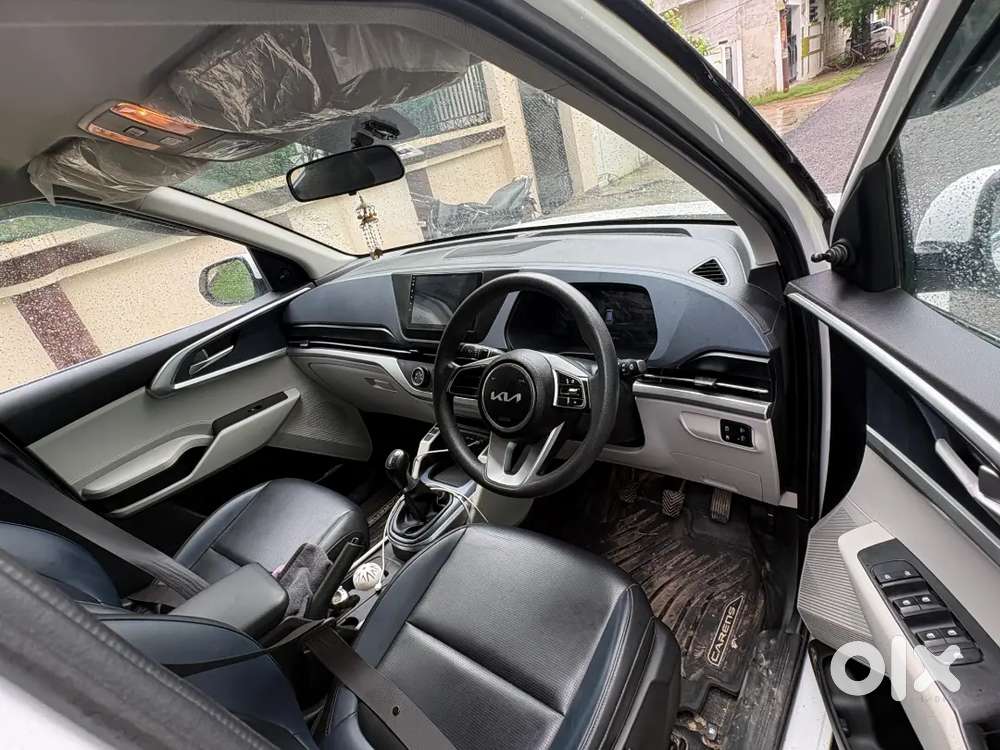 Kia Carens 2023 Petrol Good Condition