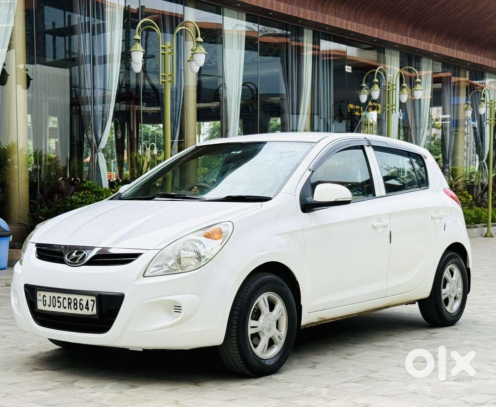 Hyundai I20 Sportz 1.2 Bs-iv, 2011, Petrol