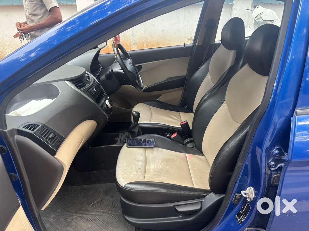 Hyundai Eon Sportz, 2016, Petrol