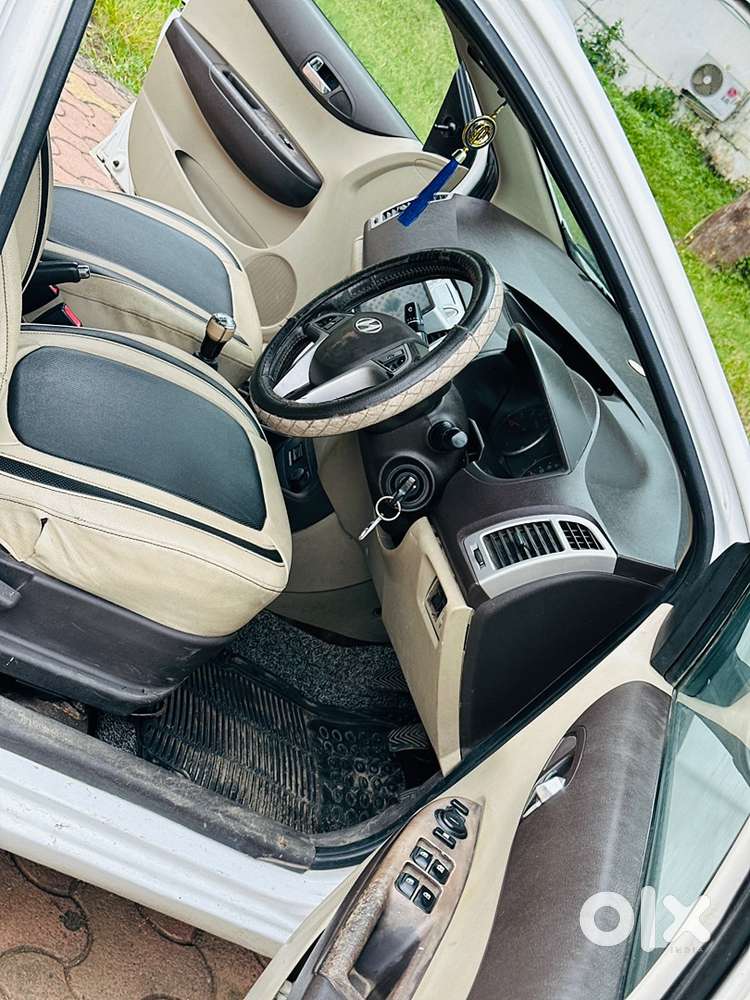 Hyundai I20 Petrol Manual 2010