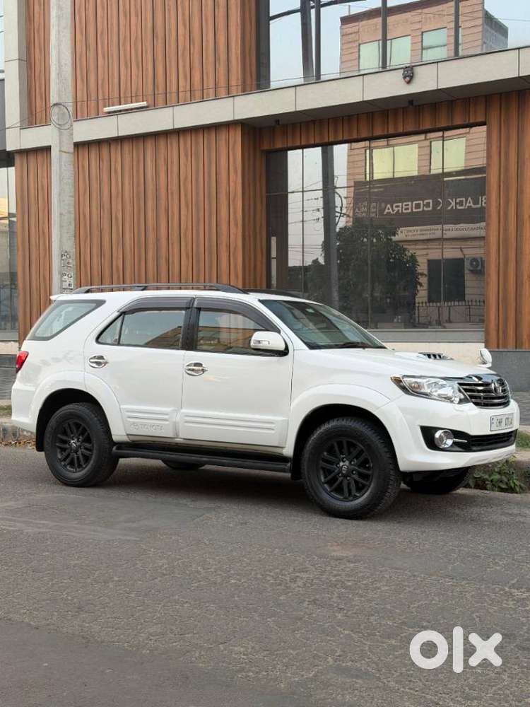 Toyota Fortuner 3.0 4x2 Automatic, 2016, Diesel