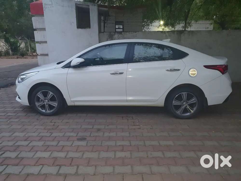 Hyundai Verna 2018 Petrol 48000 Km Driven.