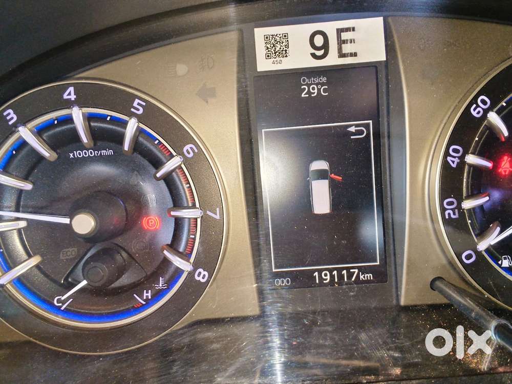 Toyota Innova Crysta 2.7 V, 2023, Petrol