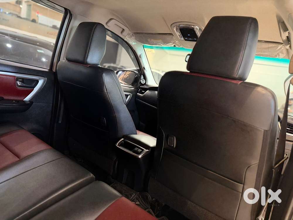 Toyota Fortuner Legender, 2023, Diesel