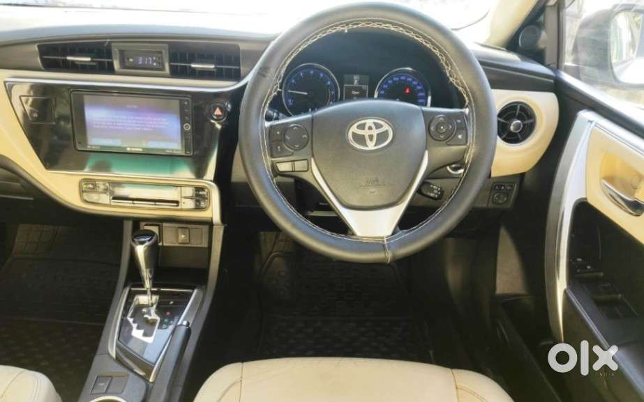Toyota Corolla Altis 2013-2017 Vl At, 2017, Petrol