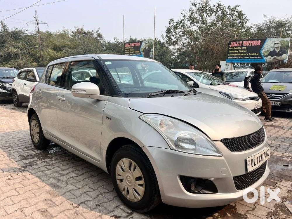 Maruti Suzuki Swift Vxi 1.2 Abs Bs-iv, 2013, Petrol