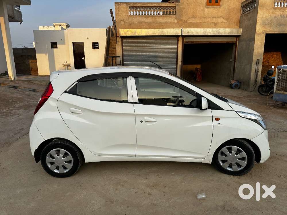 Hyundai Eon Sportz Petrol 2013