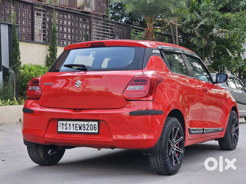 Maruti Suzuki Swift 1.3 Zxi, 2022, Petrol
