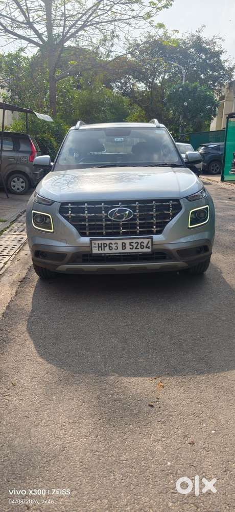 Hyundai Venue Sx+ At, 2020, Petrol