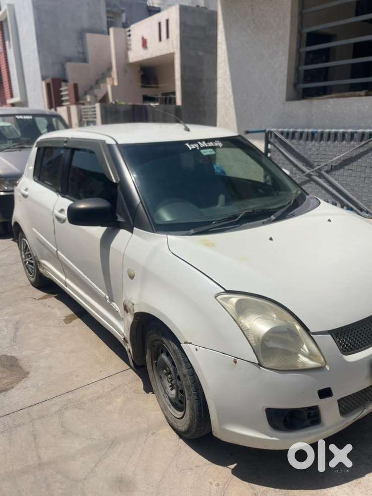 Maruti Suzuki Swift 2009 Diesel 164700 Km Driven