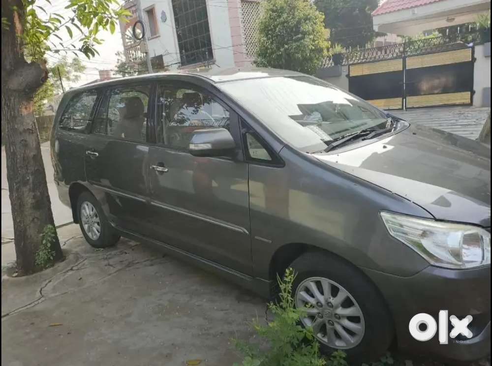 Toyota Innova 2013 Diesel Well Maintained