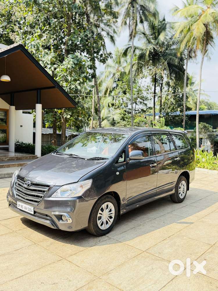Toyota Innova 2.5 G (diesel) 8 Seater, 2016, Diesel
