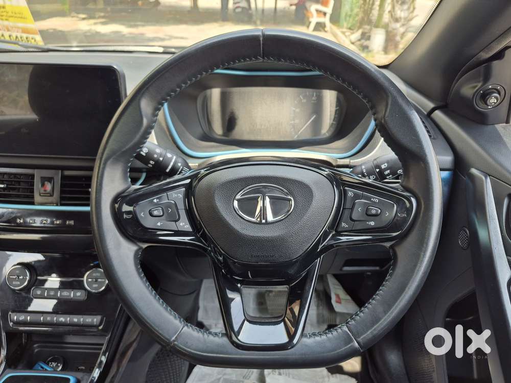 Tata Nexon Ev Max 3.3 Kw Xz Plus Lux Dark Edition, 2023, Electric