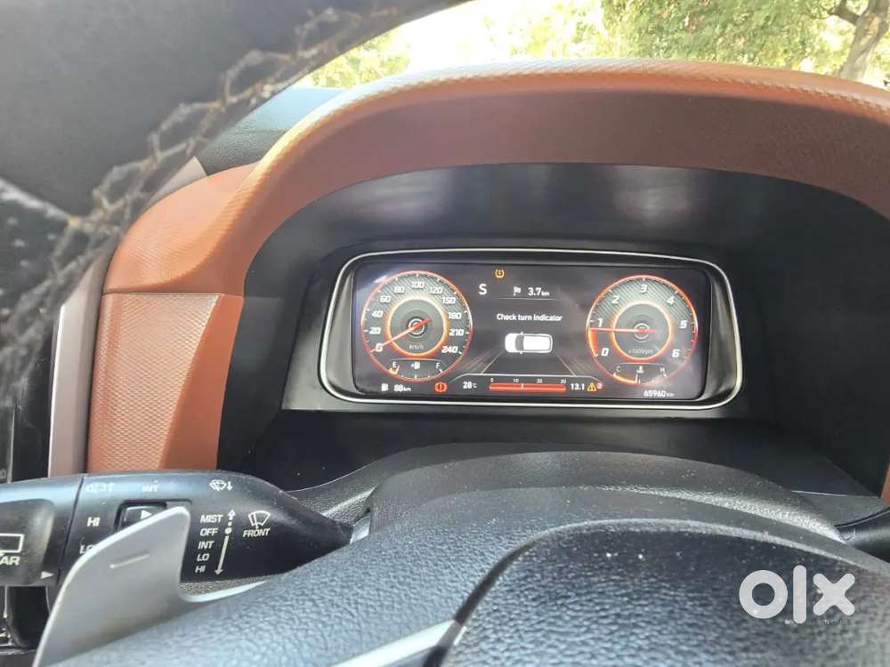 Hyundai Alcazar Signature