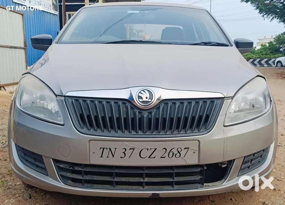 Skoda Rapid 1.6 Active 2013