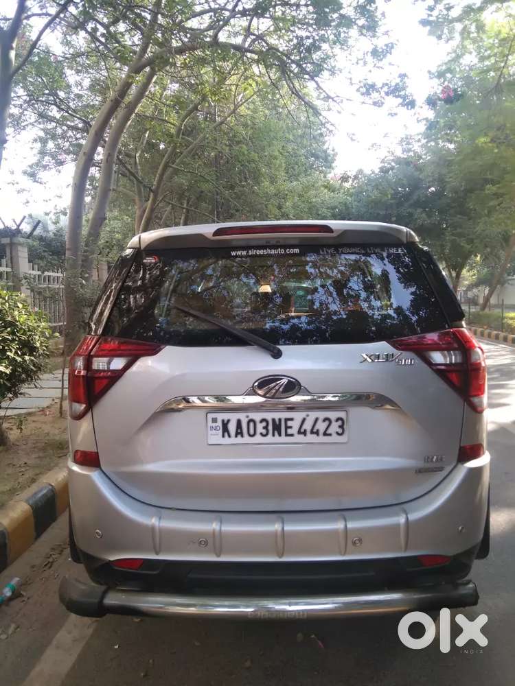 Mahindra Xuv500 2.2 At 2019
