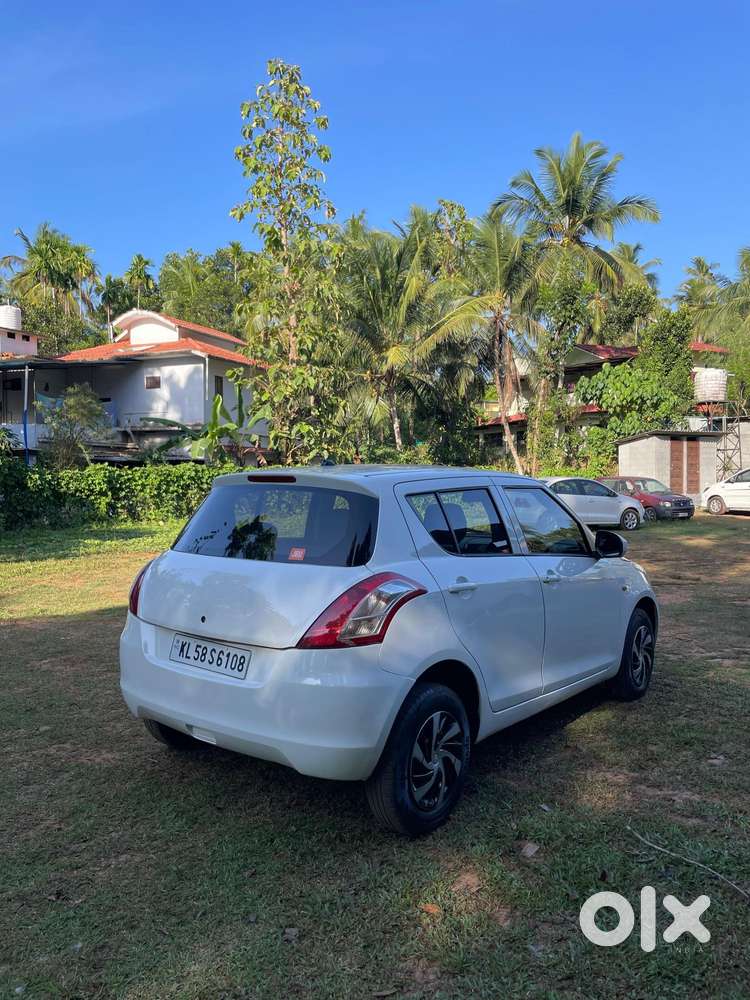 Maruti Suzuki Swift Lxi Option Sp Limited Edition, 2016, Petrol