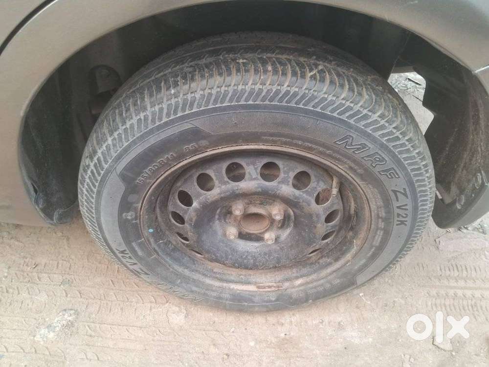 Maruti Suzuki Swift Dzire Vxi Optional, 2015, Petrol