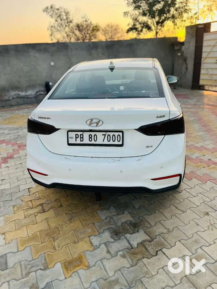 Hyundai Verna 2019 Diesel 125000 Km Driven