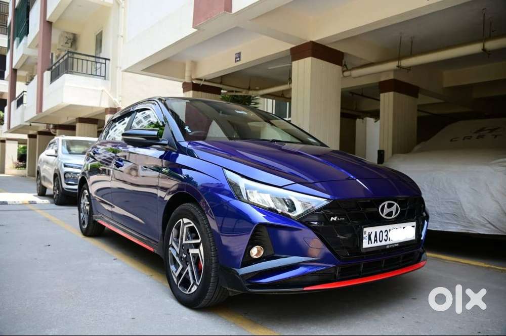 I20 Nline N8  Thunder Blue Dual Tone Manual  Tastefully Maintained