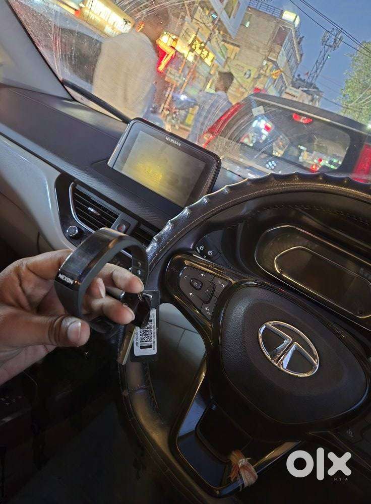 Tata Nexon 1.2 Revotron Xza Plus (o) Dual Tone, 2021