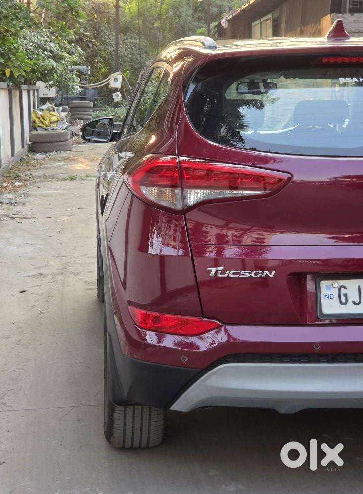 Hyundai Tucson 2.0 Signature 4wd Diesel At Dual Tone, 2017, Diesel