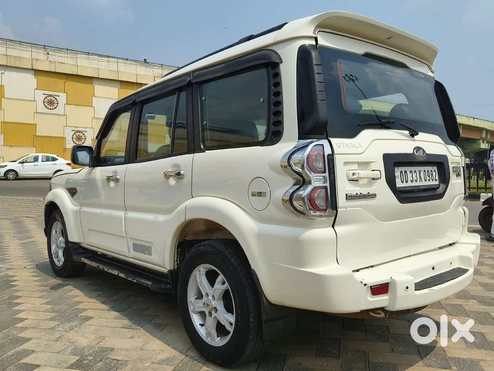 Mahindra Scorpio S10, 2016, Diesel