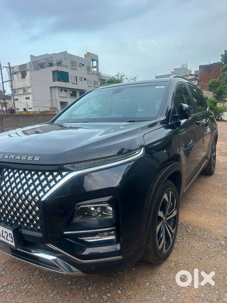 Mg Hector Plus 2023