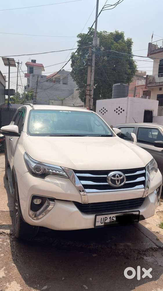 Toyota Fortuner 2017 Diesel 92000 Km Driven