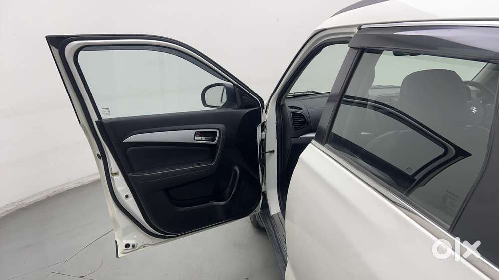 Maruti Suzuki Vitara Brezza 1.5 Zxi Plus At, 2020, Petrol