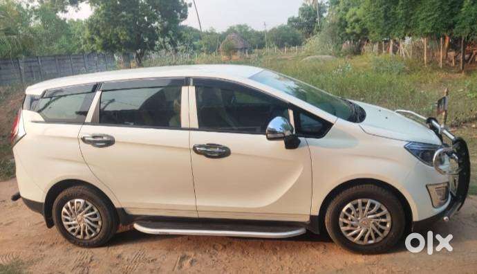 Mahindra Marazzo M2-0 Diesel 2019