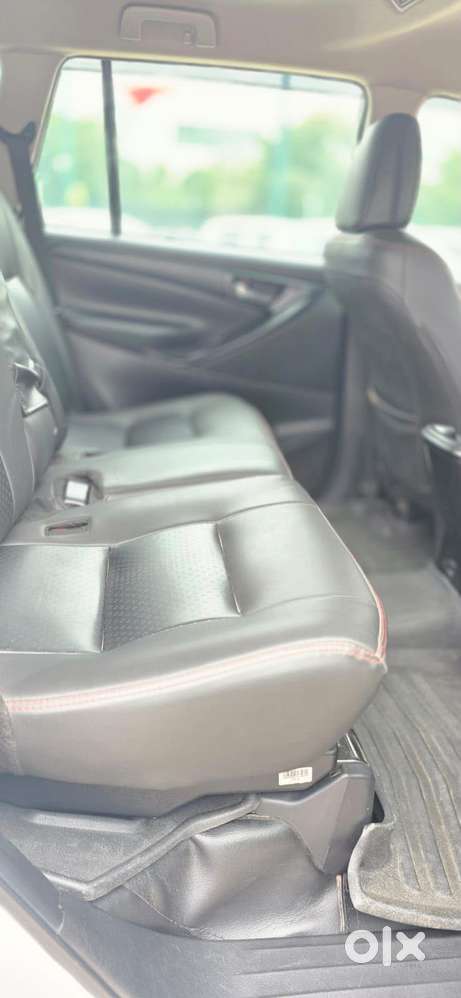 Toyota Innova Crysta 2.4 Gx Mt 8s, 2024, Diesel