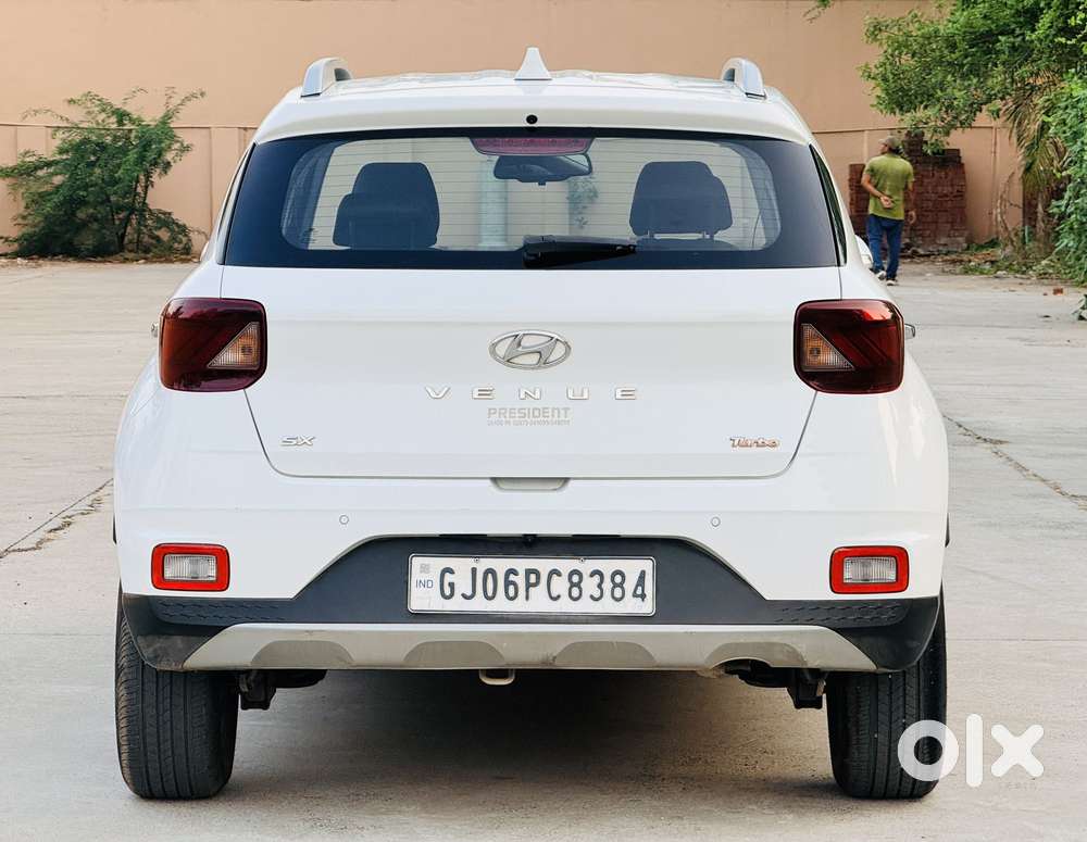 Hyundai Venue 1.0 Sx (o) Turbo Dct, 2020, Petrol