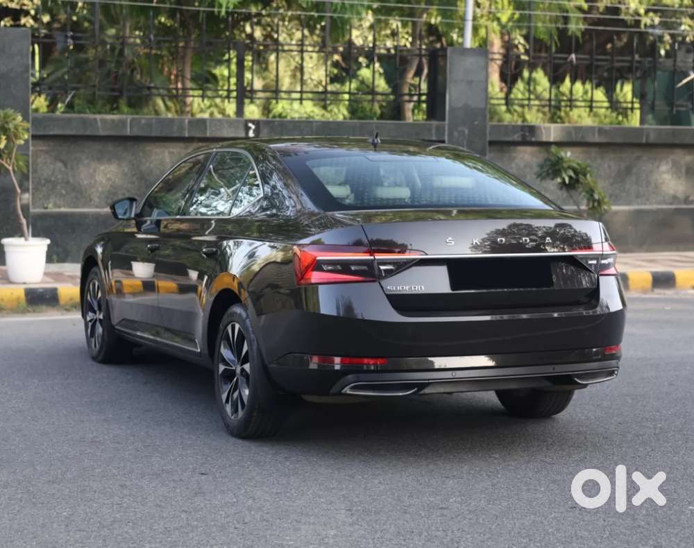 Skoda Superb 2.0 L&k Tsi At, 2021, Petrol