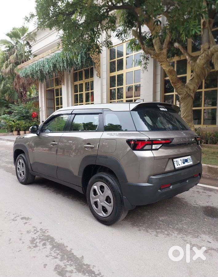 Maruti Suzuki Brezza 1.5 Lxi Smart Hybrid, 2025, Petrol