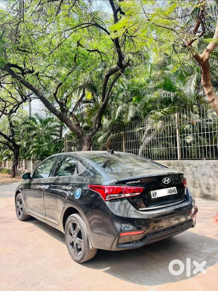 Hyundai Verna 2019 Diesel 108000 Km Driven